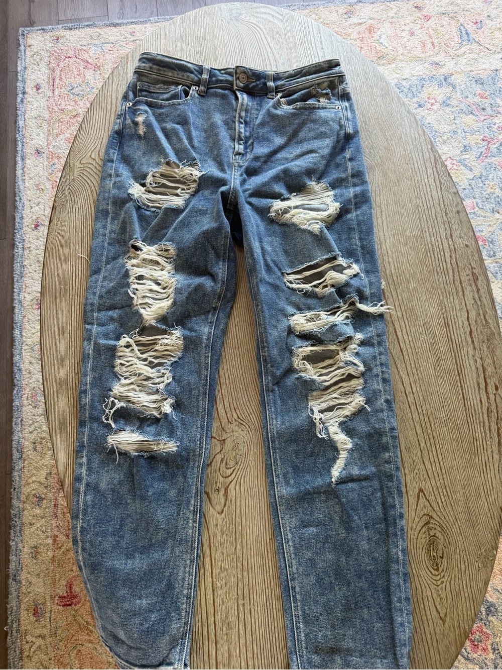 American Eagle Outfitters Women's Distressed Blue Slim Straight Jeans